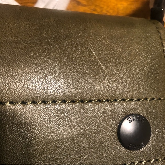 NWT $328 FRYE Samantha Quilted Leather Crossbody Bag in Fatigue! - Picture 15 of 15